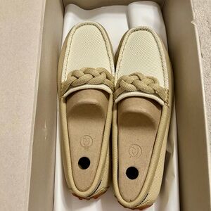 Rothys braid driver (NWT) size 10.5